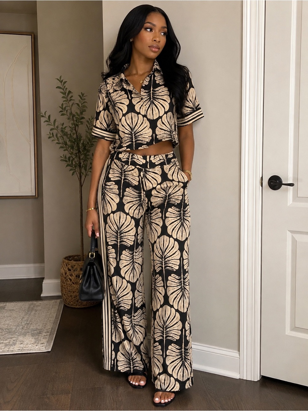 Tropical Print Wide-Leg Pants in Black & Beige